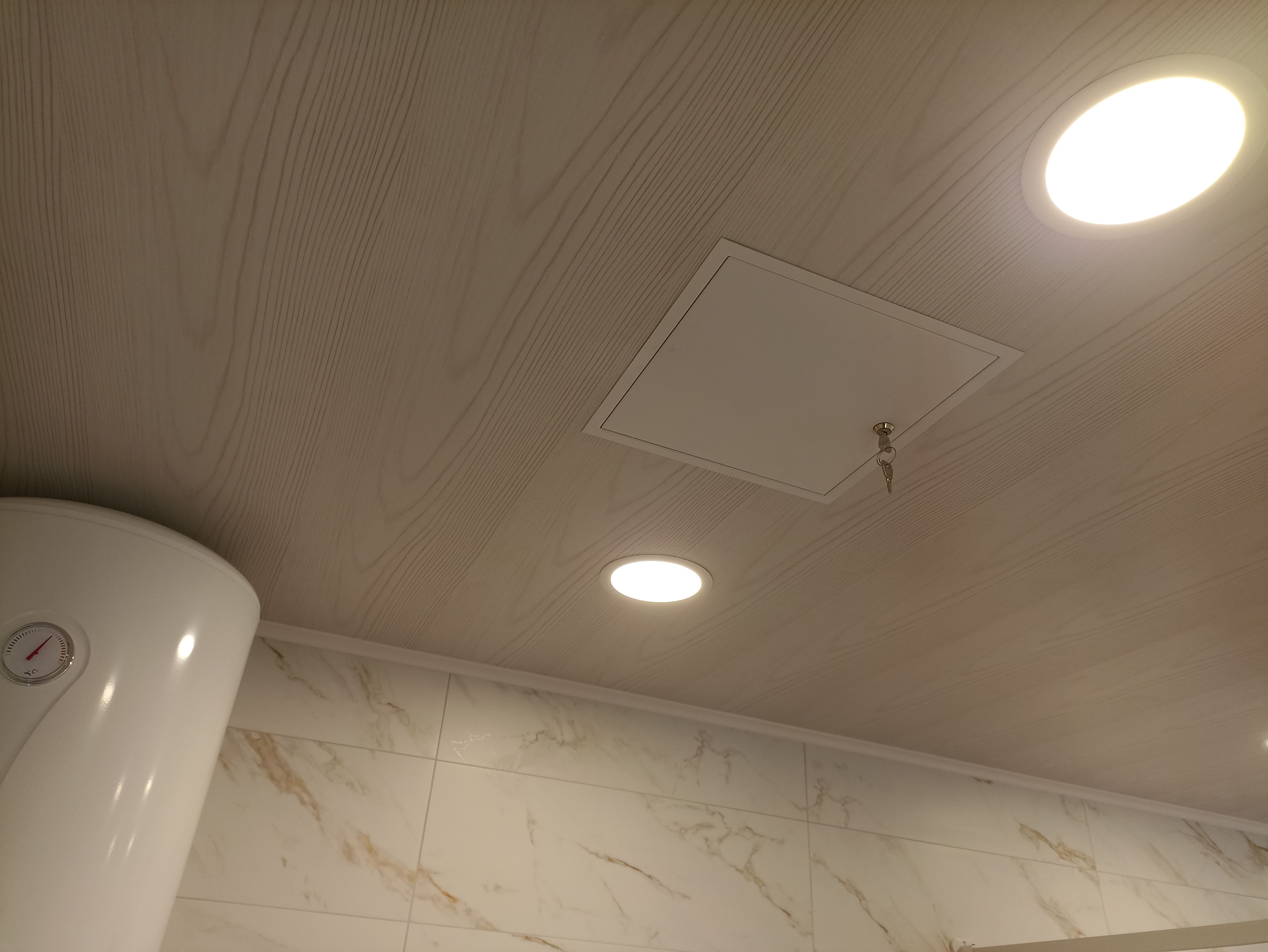 Põhja-Sakala vald, Viljandimaa, Kõos asuv talumaja